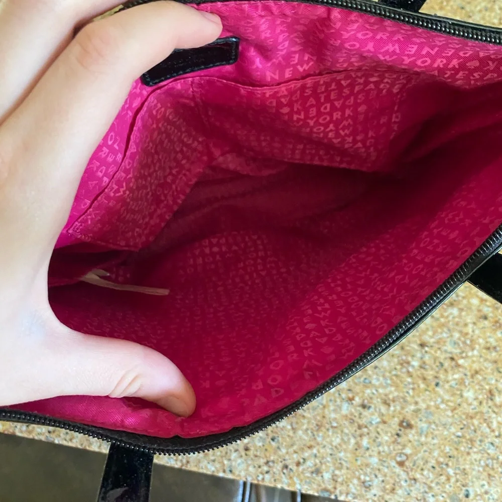 kate spade purse🖤 - Picture 3 of 3
